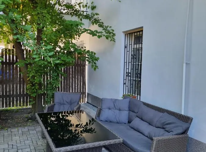 Apartamento černý Tulipán - 3