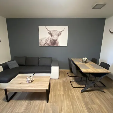 Cerny Tulipan - 3 * Pilzno